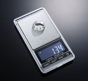 Электронные весы 1000г х 0,1 г  + подарок батарейки  Philips