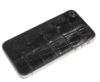 Задняя крышка для IPhone 4/4S Black декорирована кожей каймана чёрного цвета