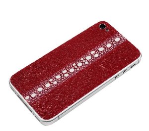 Задняя крышка для IPhone 4/4S White декорирована кожей ската красного цвета 