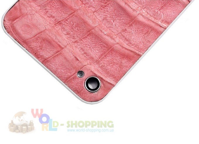 Задня кришка для iPhone 4/4S White декорована шкірою каймана рожевого кольору.