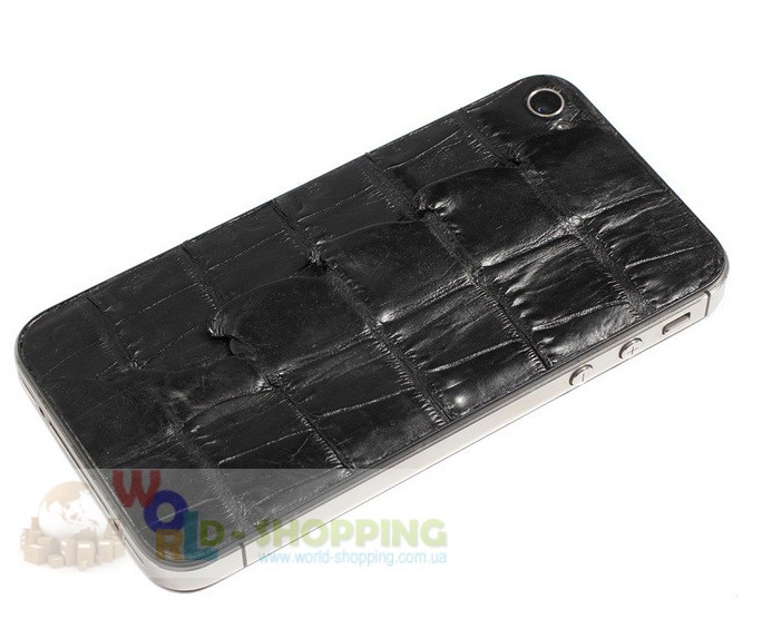 Задняя крышка для IPhone 4/4S Black декорирована кожей каймана чёрного цвета