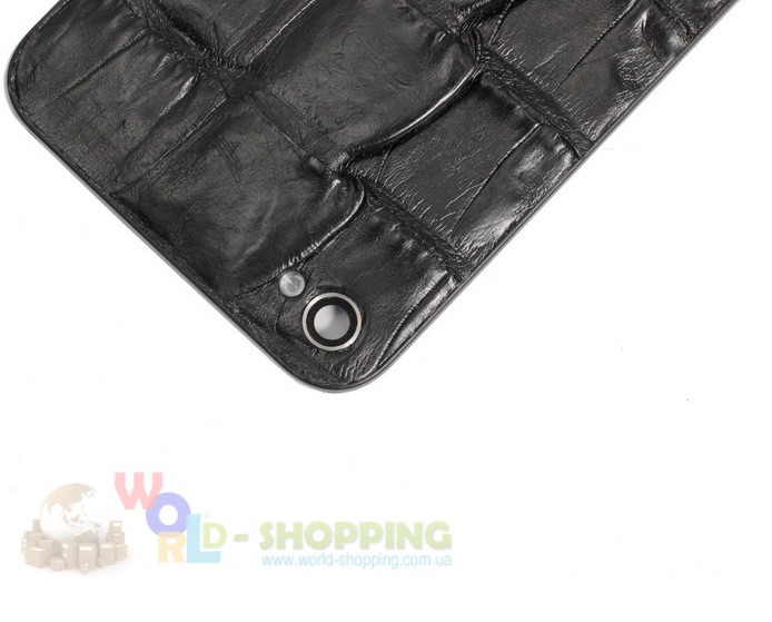 Задняя крышка для IPhone 4/4S Black декорирована кожей каймана чёрного цвета