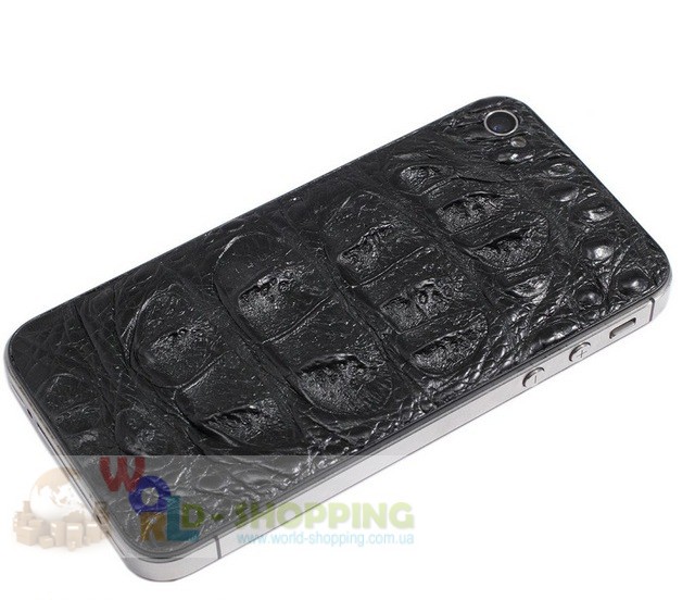Задняя крышка для IPhone 4/4S Black декорирована кожей каймана чёрного цвета