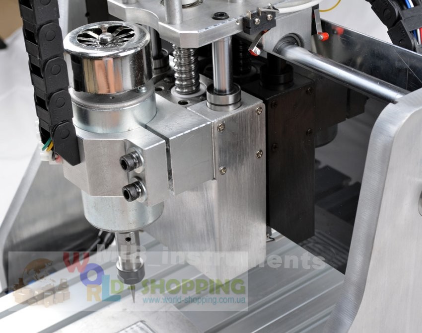 Фрезерно-гравировальная машина с ЧПУ CNC 3020/ Фрезерный станок