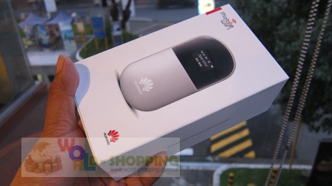 Huawei MiFi E586 3G – мобільний Wi-Fi 3G модем (21.6 Мбіт/с + російське меню) 