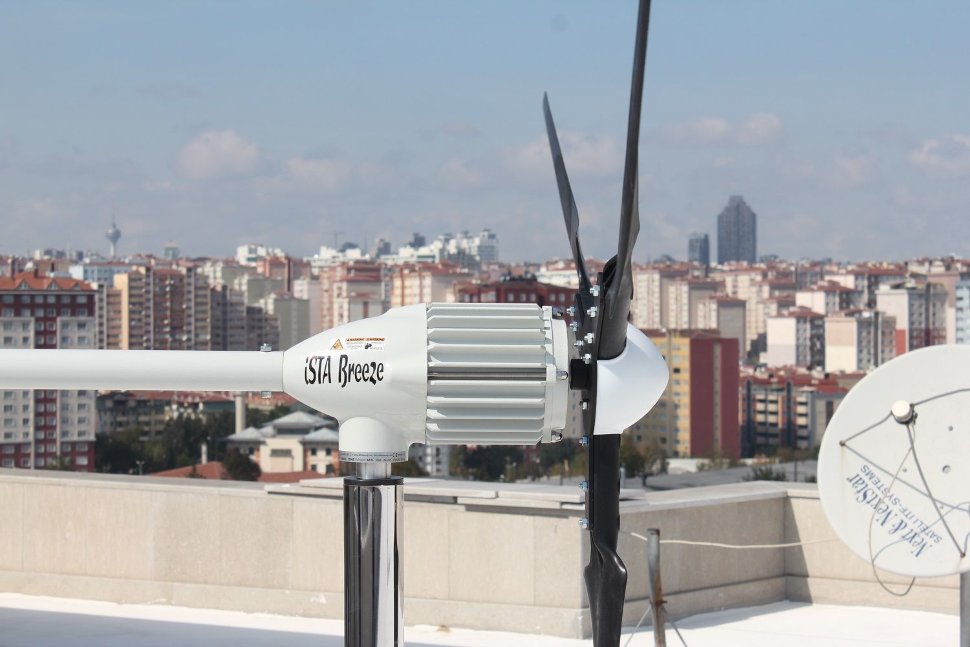 Ветрогенератор Ista Breeze i2000 24V/48V
